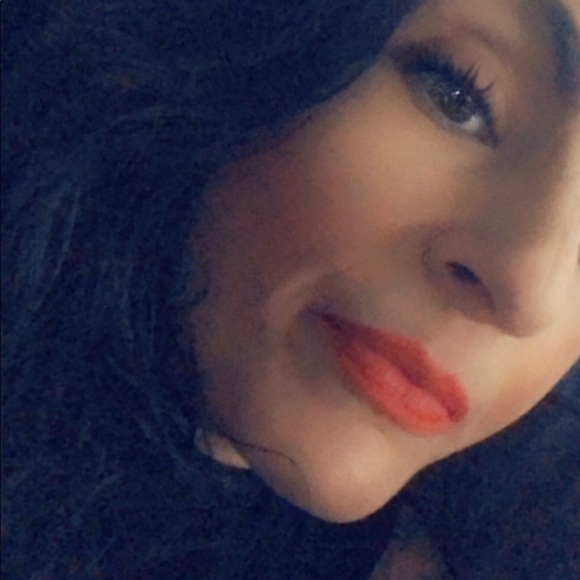 Meet your Posher, Tammi - Picture 4 of 6